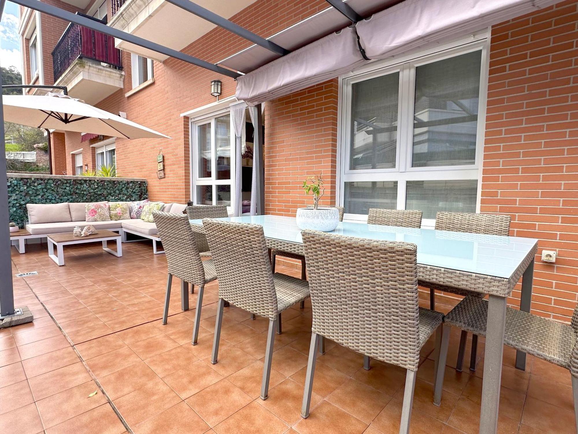 Apartamento Con Gran Terraza En El Centro Apartman Castro Urdiales Kültér fotó